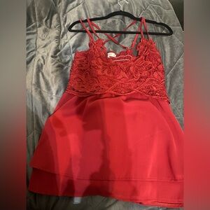 Red tank top size xl